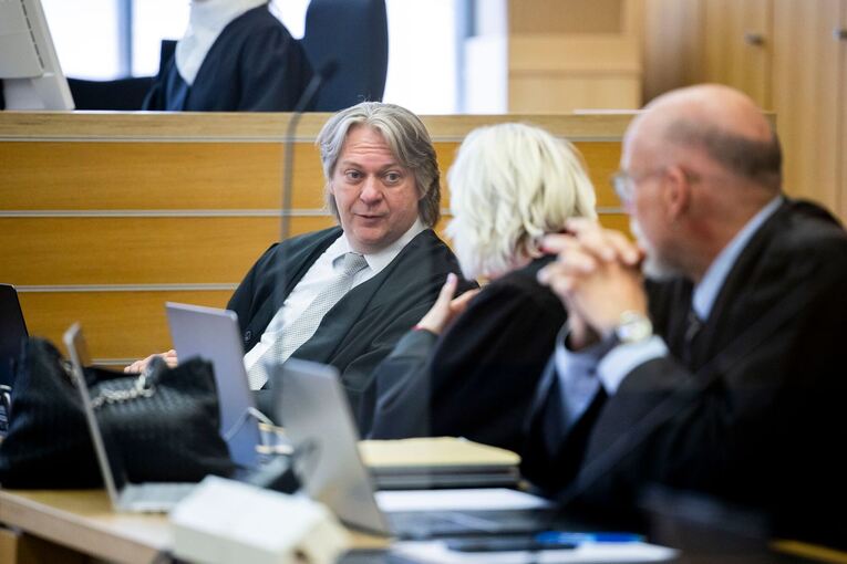 Strafprozess gegen vier Angeklagte im VW-Abgasskandal