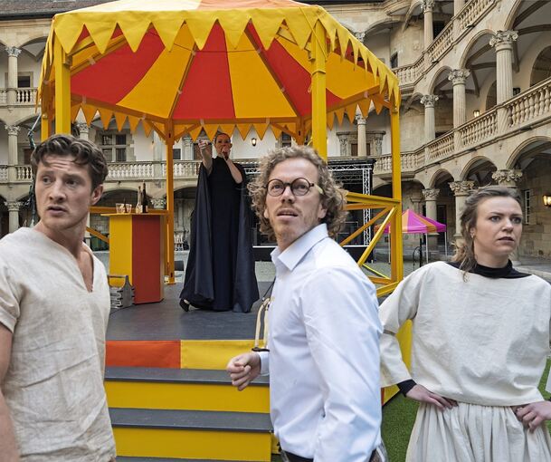 Erlebniswelt mit Jahrmarktflair: „Uffrur! … on the road“ geht auf Tour durch den Südwesten.