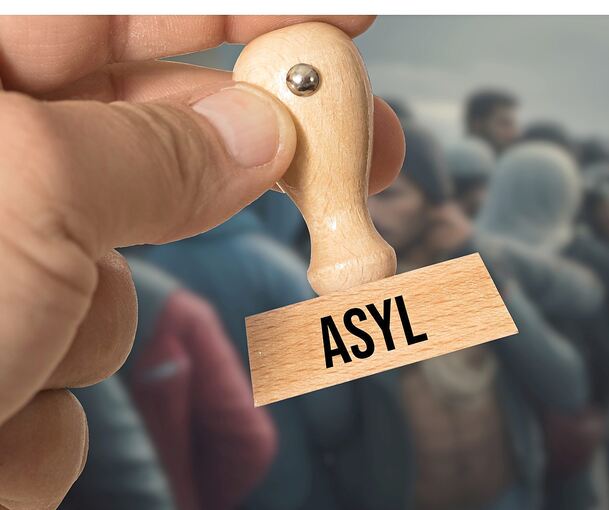 Mehr als auf der Kippe steht der geplante Bau eines Flüchtlingsheims in Hoheneck nach der Sitzung des Bauausschusses am Donnerstag.