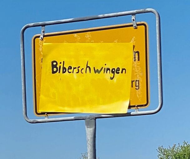 Schwieberdingen wurde vor knapp zwei Wochen zu Biberschwingen – und die Ortsschilder dadurch zu einem Totalschaden.