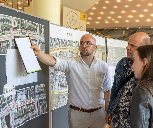 Austausch: Das Angebot an Informationen war groß, der Diskussionsbedarf auch.