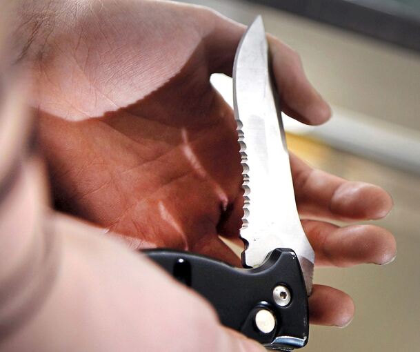 Die Zahl der Messerangriffe in Ludwigsburg hat sich innerhalb eines Jahres nahezu verdoppelt. Trotzdem rät die Polizei von der Einrichtung einer Messerverbotszone ab.