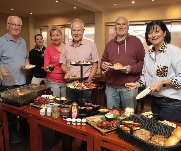 Am Frühstücksbüffet im „Öchsle“ stärkten sich die BdS-Mitglieder, bevor sie über aktuelle Themen diskutierten.