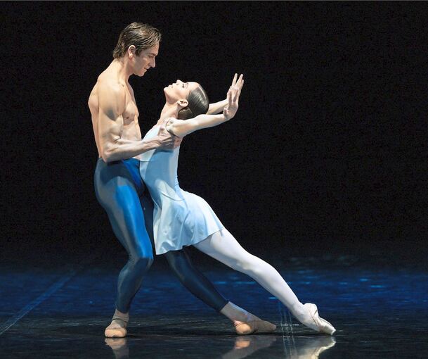 Blickkontakt ist für Hans van Manen zentral: „Fünf für Hans“.