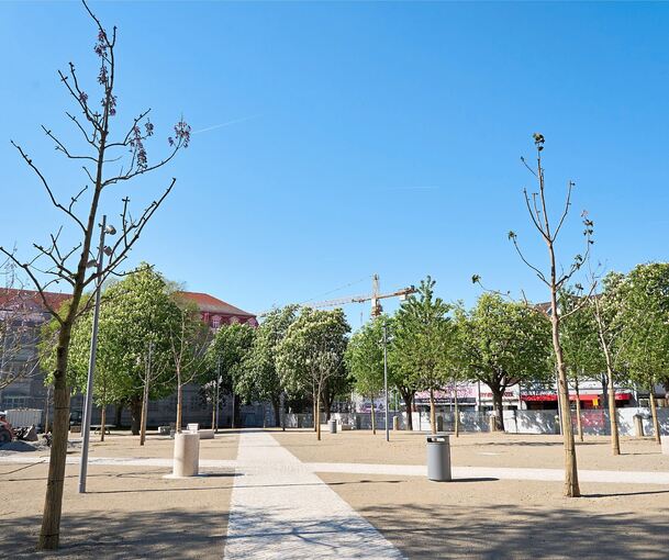 Bald wird der Arsenalpatz eröffnet. Bald wird der Arsenalpatz eröffnet.