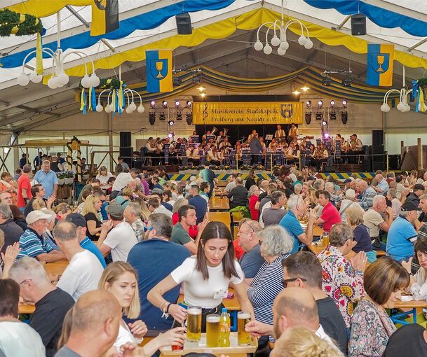 Das ganze Wochenende wird in Freiberg das Rettichfest gefeiert.