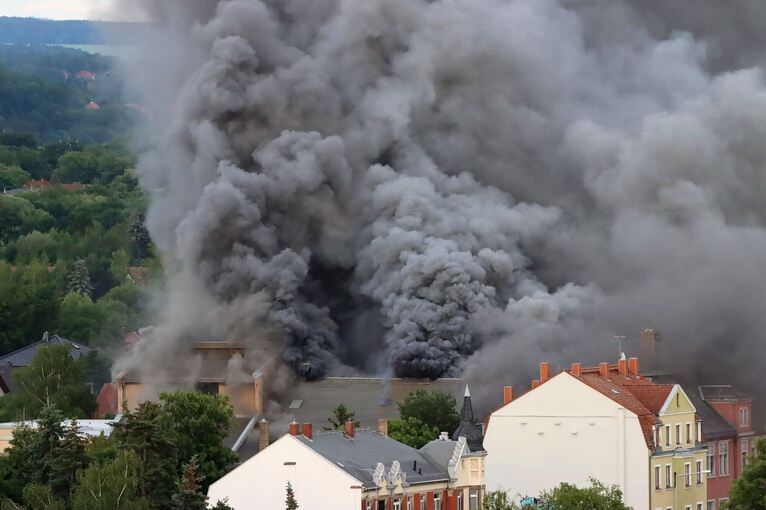 Feuer im früheren Operettenhaus in Dresden