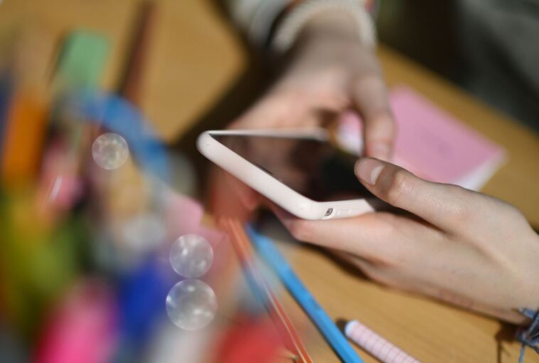 Handynutzung bei Kindern