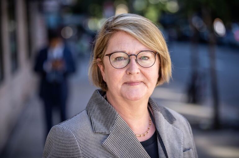 Botschafterin Leendertse