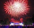Auf diesen Anblick müssen die Besucher des diesjährigen Monrepos Open Air wohl verzichten. Das Feuerwerk ist mit Rücksicht auf brütende Nachtreiher verboten worden.