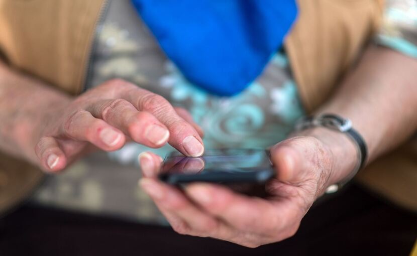 Enkeltrick - Chatnachricht auf dem Smartphone