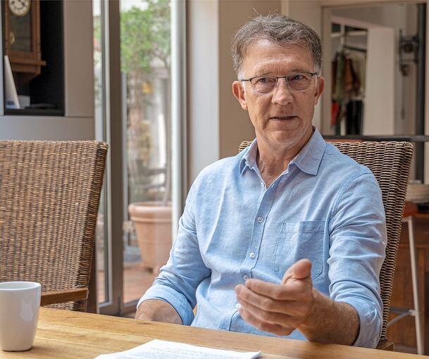 Martin Gerlach setzt in Walheim gegen die Klärschlammverbrennungsanlage ein.