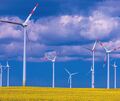 Im Norden wie hier in Vorpommern sind mehrere Windräder auf einem Fleck keine Seltenheit.