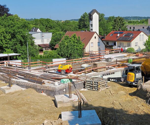 Noch befindet sich die neue Kasteneckschule im Bau. Weil es schon viele Anmeldungen gibt, erhöht sich in der alten Schule der Betreuungsbedarf.
