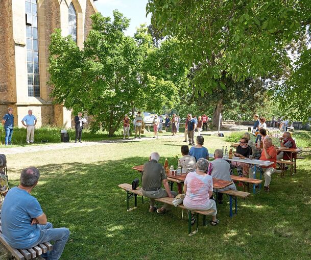 Der Garten der Besigheimer Stadtkirche, hier bei der Einweihung nach der Umgestaltung im Jahr 2020.