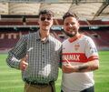 Tim (links) und Jan in ihren Rollen: Vater und Sohn.
