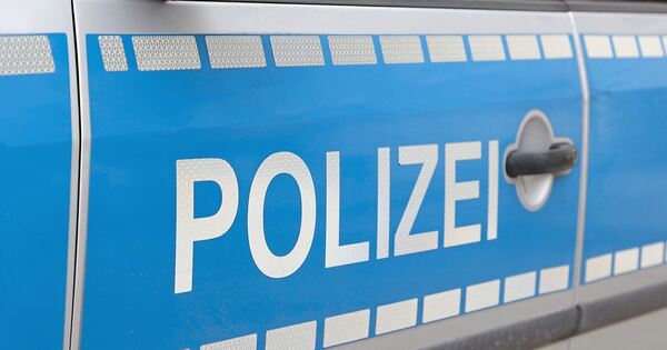 Auto-beim-Rangieren-in-Marbacher-Parkhaus-besch-digt