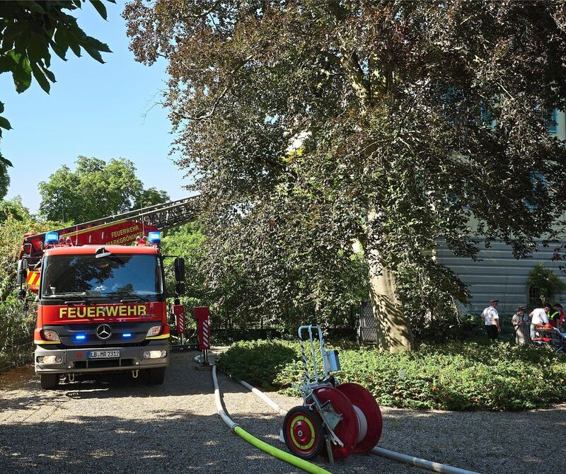 Die Feuerwehr nutzt auch die Drehleiter.