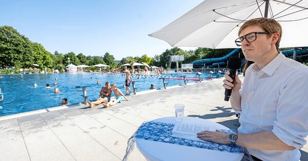The Oberes Bottwartal outdoor mineral pool in Oberstenfeld celebrates its ...