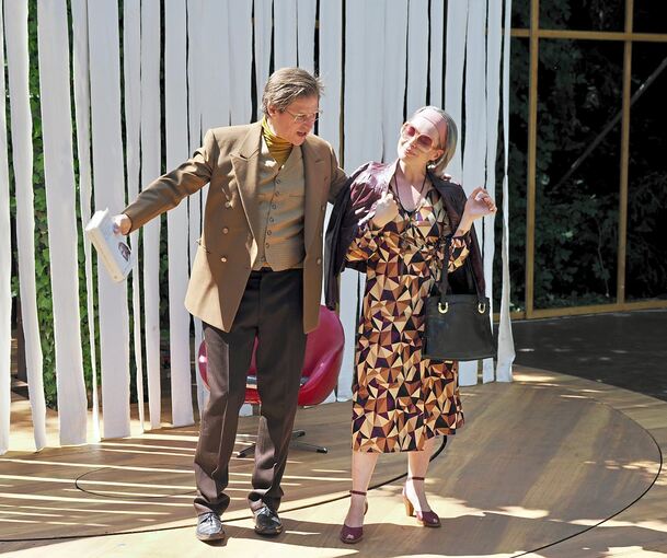 Weniger Resonanz, vielleicht auch wegen des schlechteren Wetters, hatte „Hedda Gabler“ auf der großen Theatersommer-Bühne.