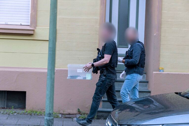 Terrorismusverdacht: Razzia in Nordrhein-Westfalen Terrorismusverdacht: Razzia in Nordrhein-Westfalen