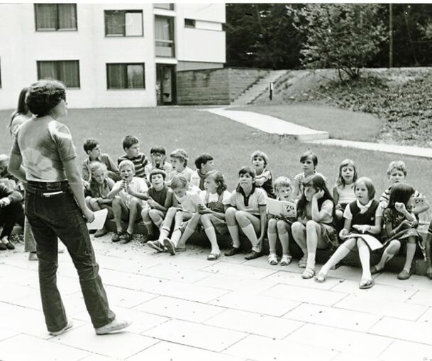 Schule mal anders: Eine Klasse in Strümpfelbrunn in den 1970er Jahren.