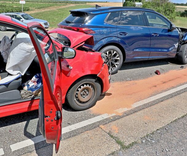 Zwei Fahrzeuge waren nicht mehr fahrbereit.