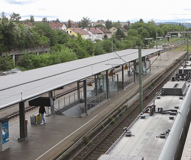 Für die Anwohner der Südstraße kommt der Lärm von der Schiene, zudem wird er durch die „Galerie“-Konstruktion an dieser Stelle (im Bild links) und aufredehende Motorradfahrer verstärkt, wie es heißt.