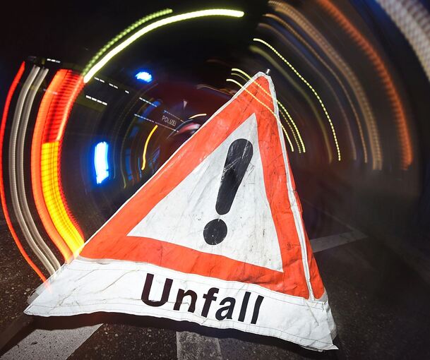 Die Zahl der Verkehrsunfälle in Ludwigsburg ist nahezu konstant geblieben. Allerdings hat sich die Zahl der Schwerverletzten im Vergleich zum Vorjahr halbiert, während mehr Menschen leicht verletzt wurden.