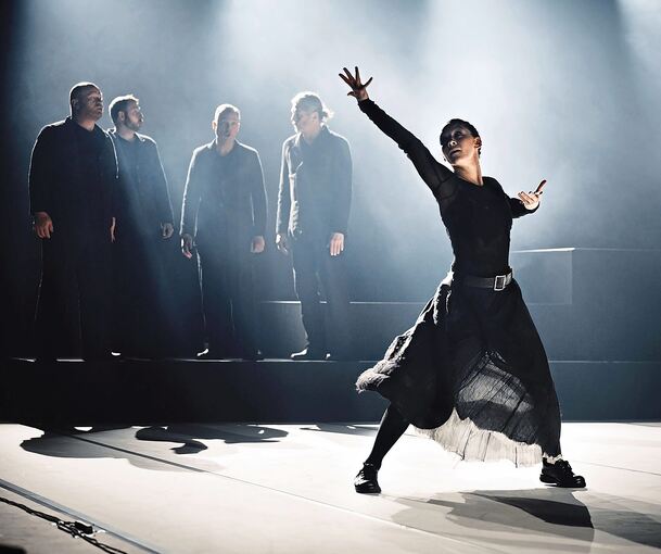 Spannungen und Verletzungen: Tero Saarinen Company zeigt „Borrowed Light“.