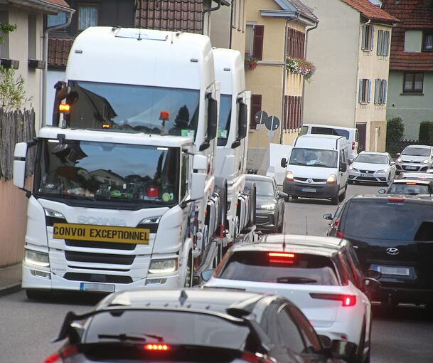 Die Ortsdurchfahrt von Untermberg: Lastwagen sind das Problem.