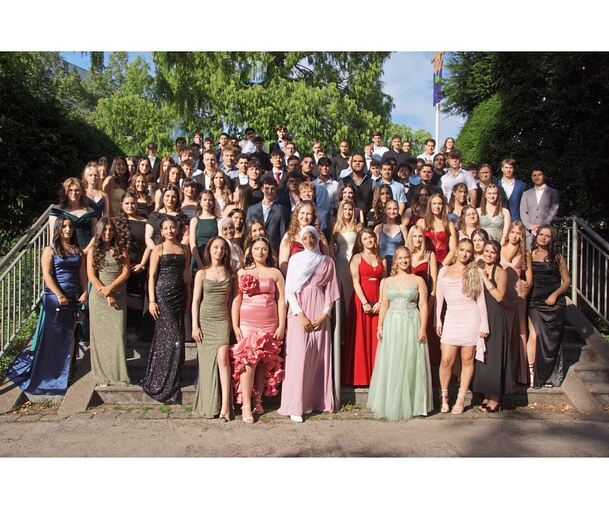 Der Abschlussjahrgang 2025 der Realschule im Aurain.