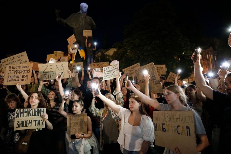Neues Gesetz zu Antikorruptionsorganen in der Ukraine - Proteste