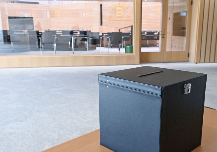 Skandal im Landtag: Hakenkreuz auf Stimmzettel geschmiert