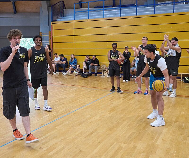 Seit kurzem olympisch: 3x3 Basketball. Seit kurzem olympisch: 3x3 Basketball.