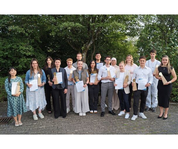 Ausgezeichnet: Die Preisträgerinnen und Preisträger der Oscar-Walcker-Schule.