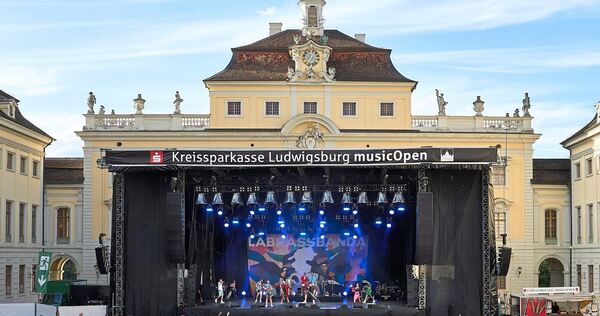 Das KSK Music Open am Ludwigsburger Residenzschloss: Für einige Konzerte in diesem Jahr gibt es noch Tickets.