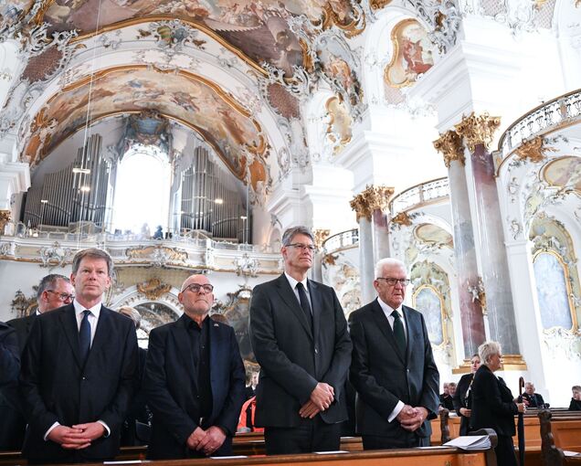 Trauergottesdienst für die Opfer des tödlichen Zugunglücks