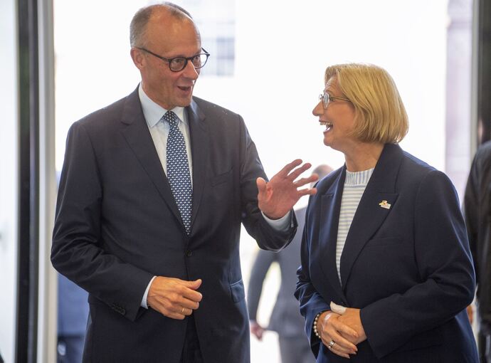 Bundeskanzler Merz besucht das Saarland