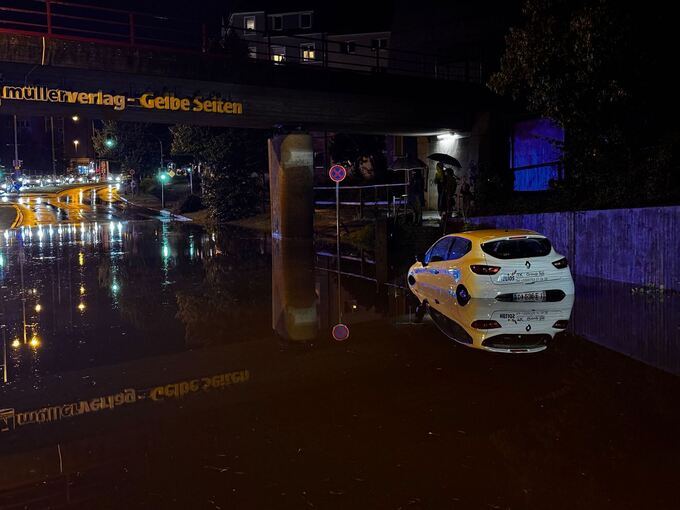 Knapp 100 Feuerwehreinsätze nach Starkregen in Nürnberg