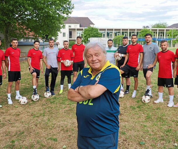 Ist bekannt dafür, dass er nicht so leicht aufgibt: Ralf Kußmaul. Für seine Kreisliga-Kicker sind die letzten Monate auf dem Rasenplatz in Oßweil angebrochen.