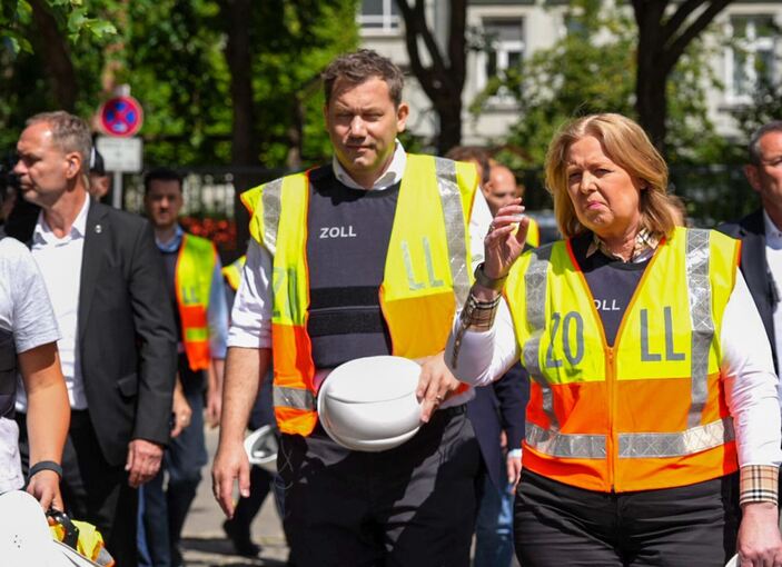 Finanzkontrolle Schwarzarbeit des Zolls