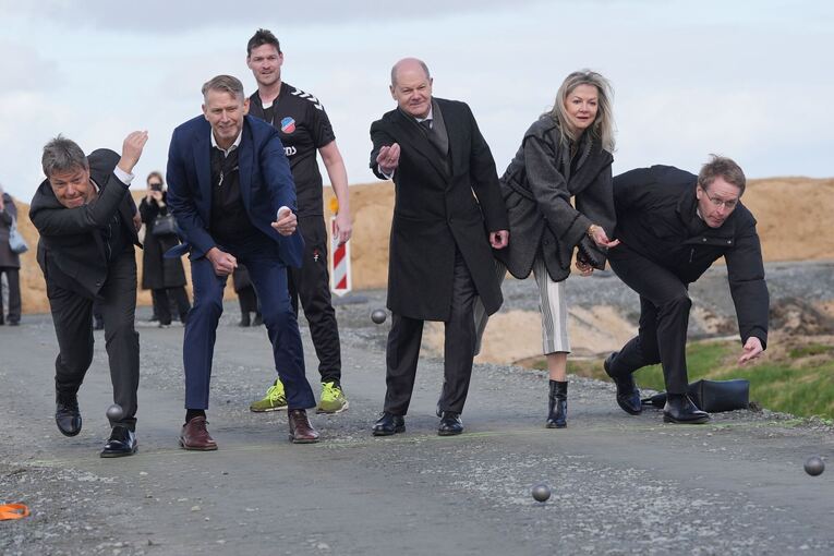 Baustart für Northvolt-Batteriefabrik in Schleswig-Holstein Baustart für Northvolt-Batteriefabrik in Schleswig-Holstein