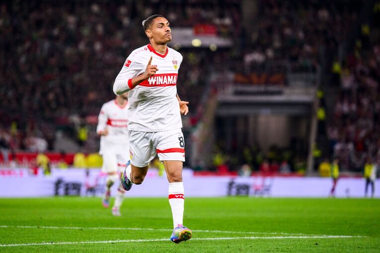 VfB Stuttgart - FC Augsburg VfB Stuttgart - FC Augsburg