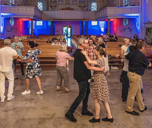 Kirche mal anders: Die Stadtkirche verwandelt sich in einen Tanzsaal.