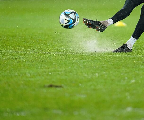 Ab Sonntag fliegt der Ball wieder über die Bezirksliga-Plätze im Landkreis.