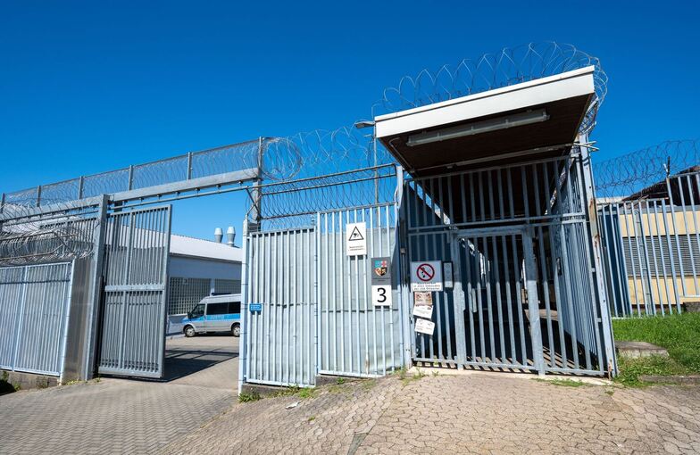 Nach Tod eines Jugendlichen in JVA