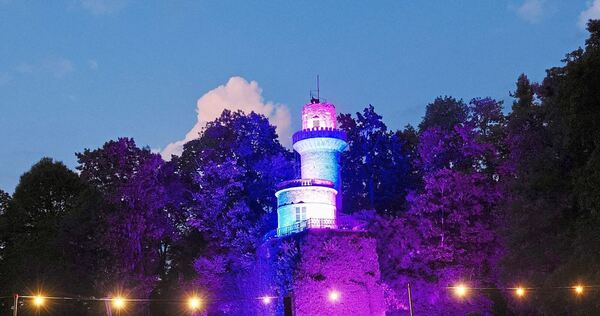 Die Emichsburg ist zentrales Element des Lichterzaubers. Die Emichsburg ist zentrales Element des Lichterzaubers.