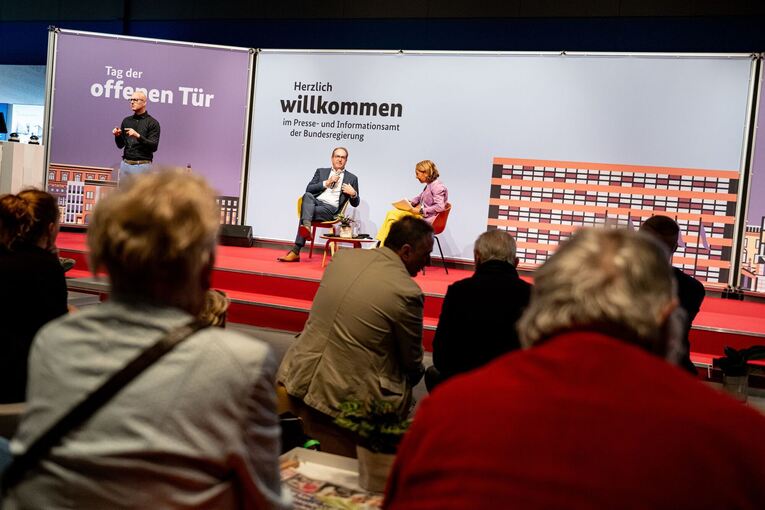 Tag der offenen Tür der neuen Bundesregierung