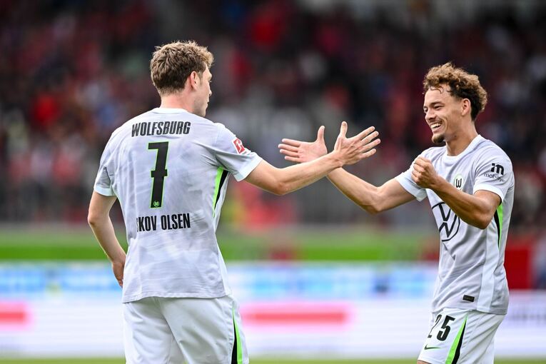 1. FC Heidenheim - VfL Wolfsburg 1. FC Heidenheim - VfL Wolfsburg